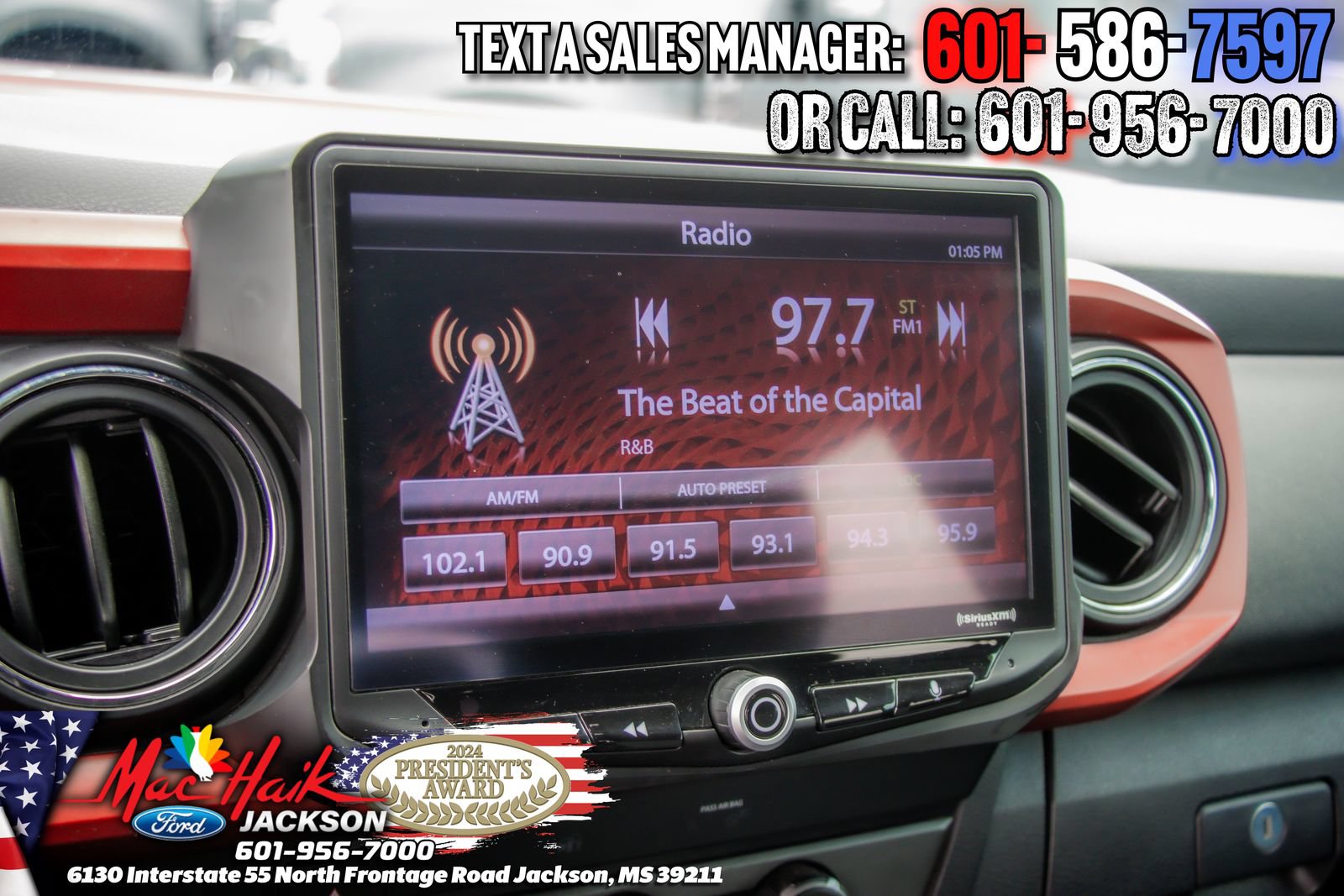 Used 2020 Toyota Tacoma TRD Off-Road w/ Technology Package AWD/4WD image 15
