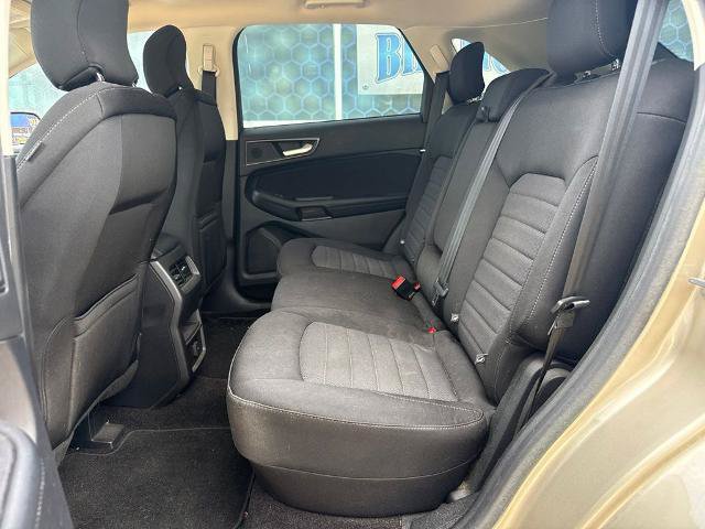 Certified 2018 Ford Edge SE FWD image 10