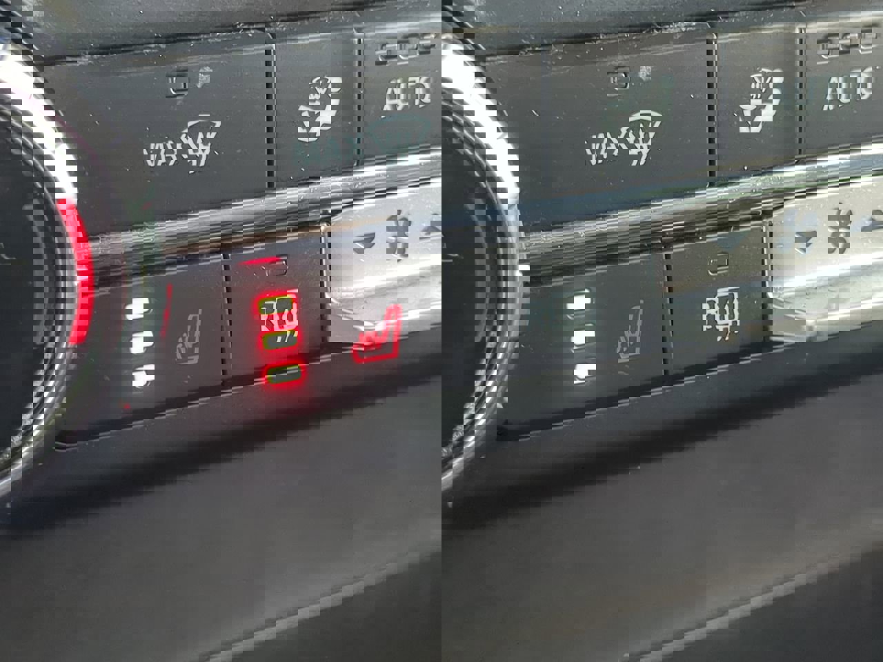 Certified 2022 Ford F150 XLT w/ Equipment Group 302A High image 23