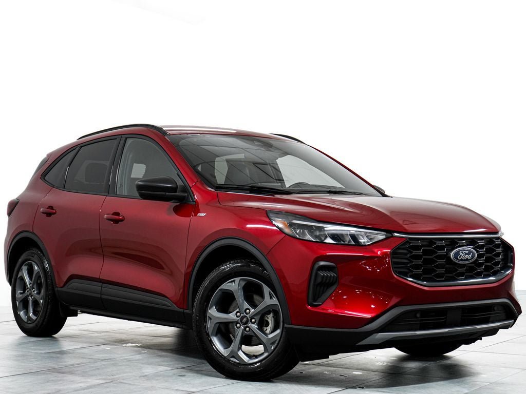 Certified 2025 Ford Escape ST-Line FWD image 1