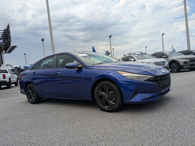 Used 2022 Hyundai Elantra Blue