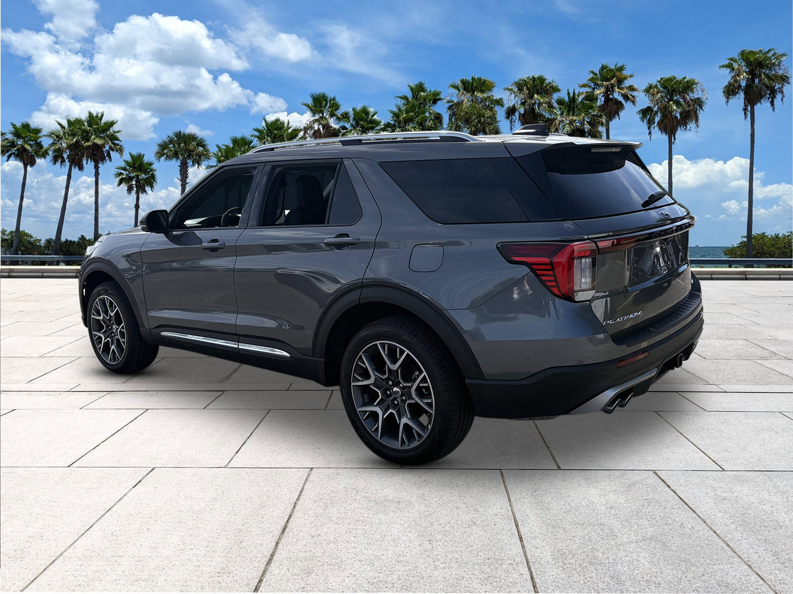 Certified 2025 Ford Explorer Platinum w/ Ultimate Package image 6