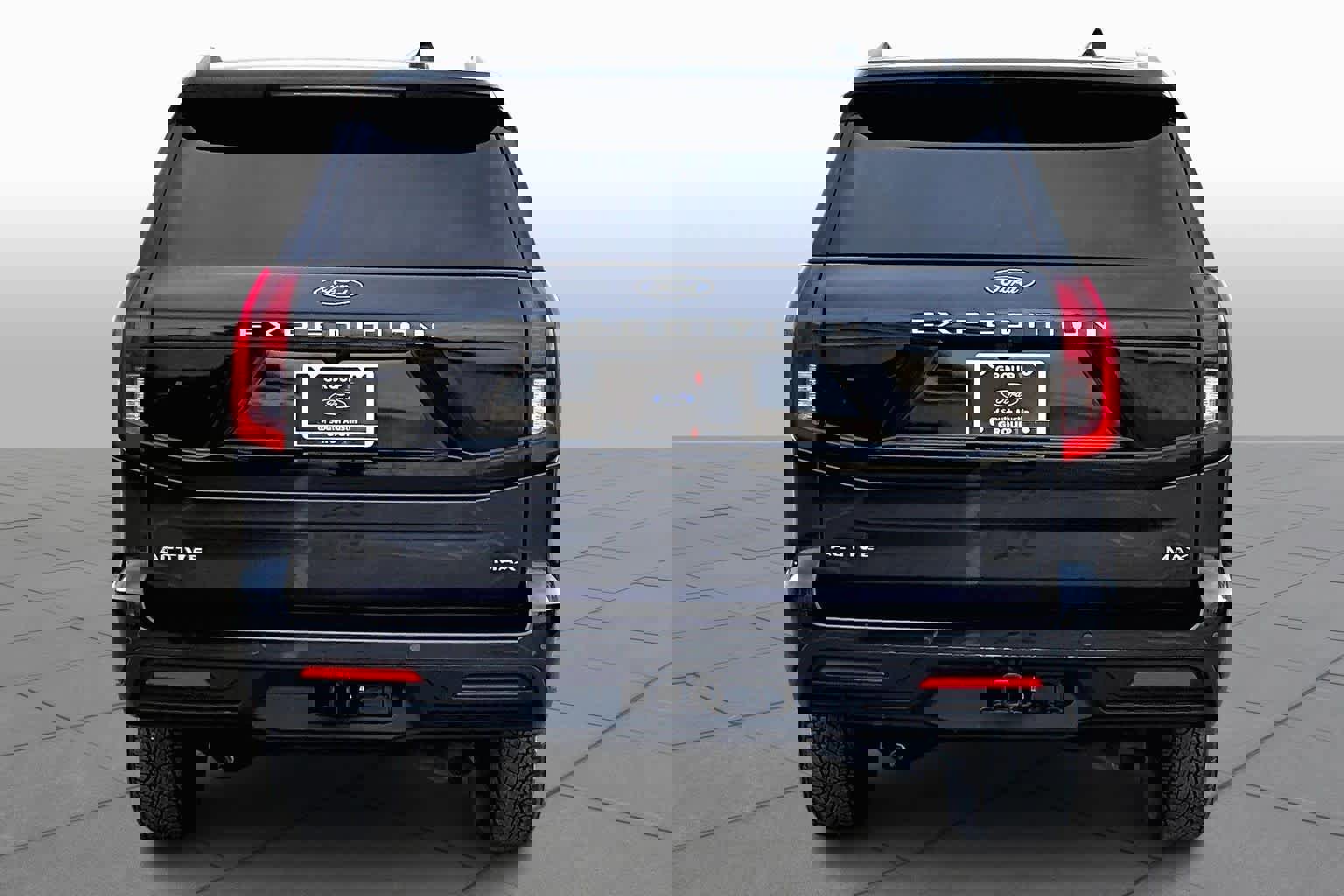 Certified 2025 Ford Expedition Max Active image 2