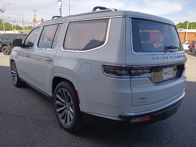 Used 2022 Jeep Grand Wagoneer Series II w/ Premium Group II AWD/4WD image 5