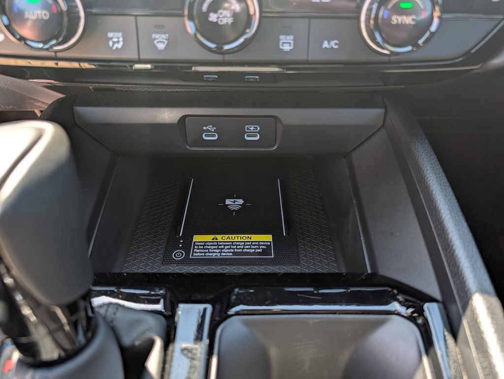 Used 2025 Honda Accord Sport image 13