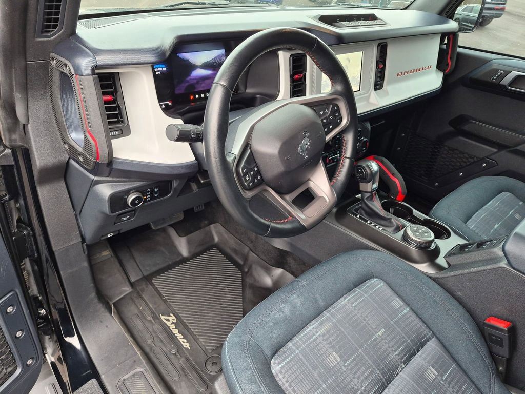 Certified 2023 Ford Bronco Heritage Edition AWD/4WD image 10