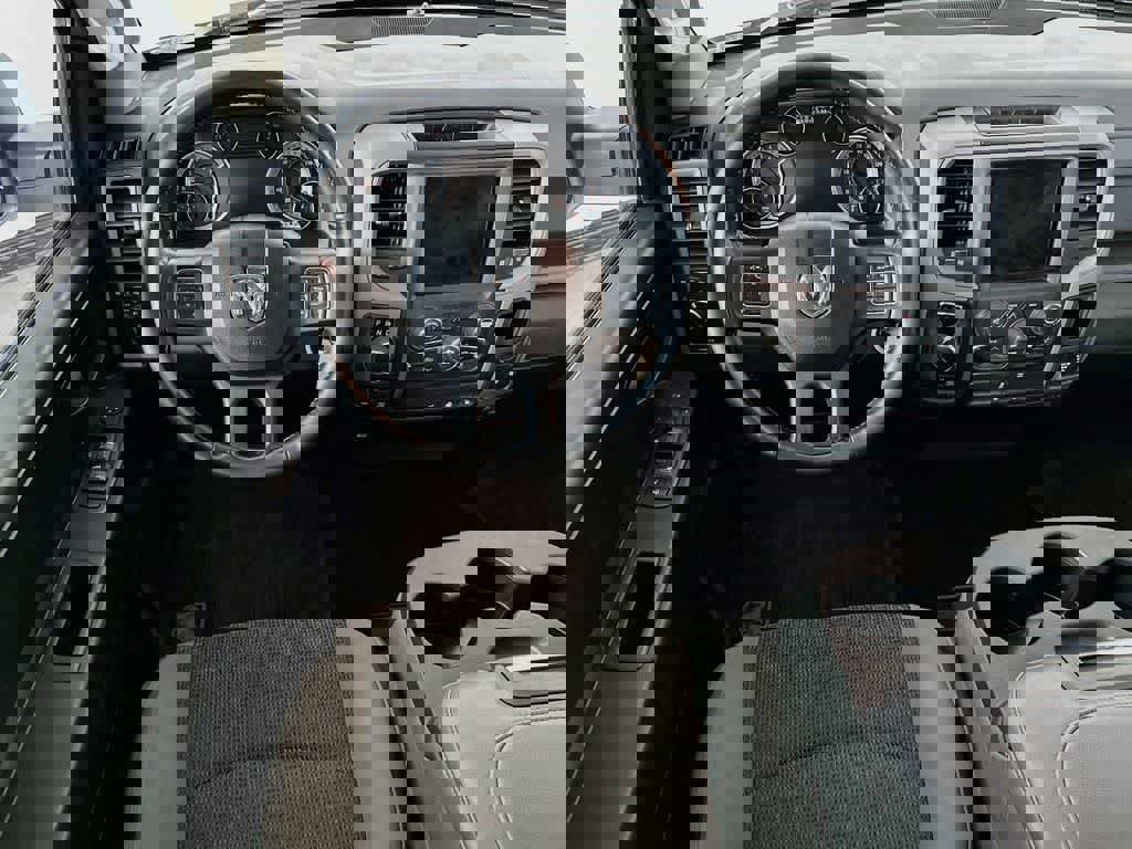 Used 2020 RAM 1500 Express w/ Wheel & Sound Group AWD/4WD image 13