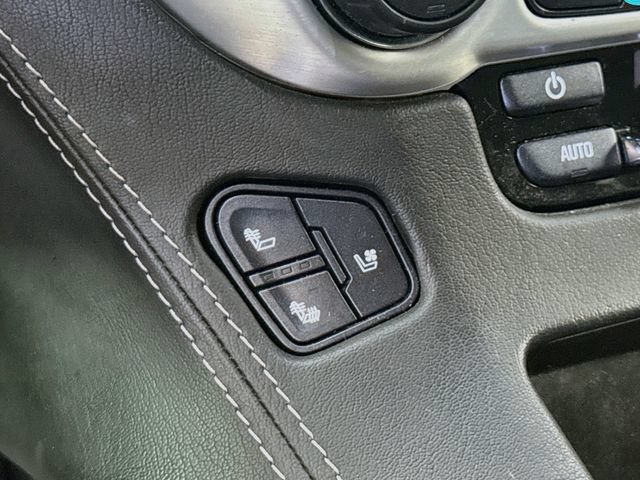 Used 2019 GMC Yukon SLT w/ Open Road Package AWD/4WD image 21