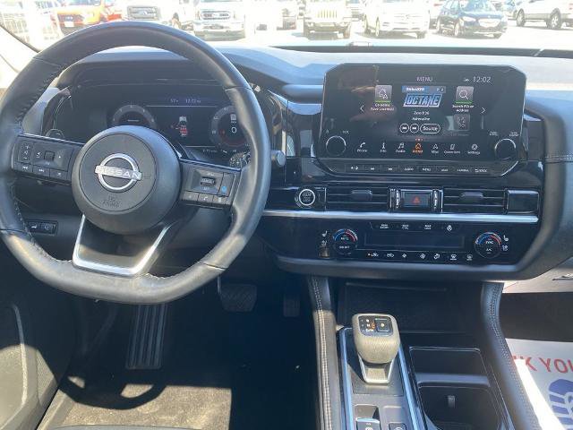Used 2024 Nissan Pathfinder Platinum w/ Cargo Package AWD/4WD image 25
