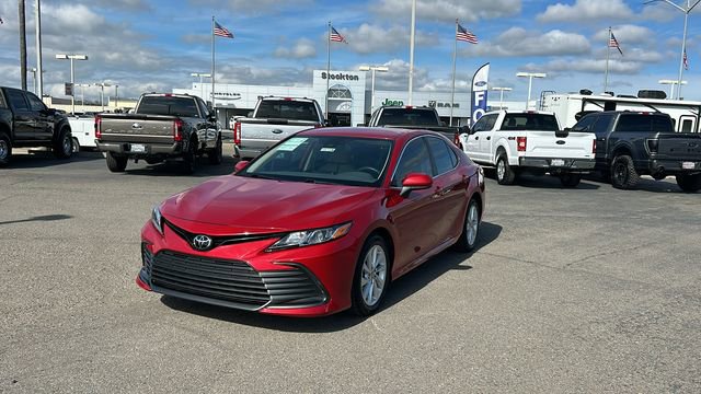 Used 2024 Toyota Camry LE image 8