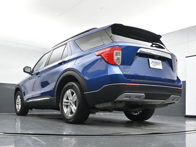 Certified 2023 Ford Explorer XLT w/ Equipment Group 202A AWD/4WD image 32