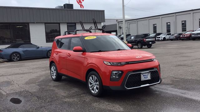 Used 2022 Kia Soul LX image 3