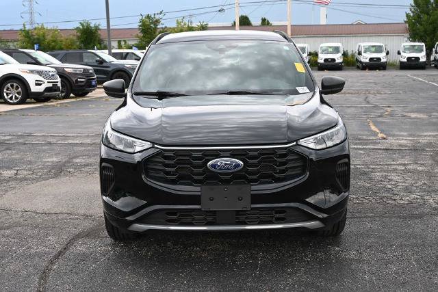 Certified 2024 Ford Escape ST-Line w/ Tech Pack #1 AWD/4WD image 6