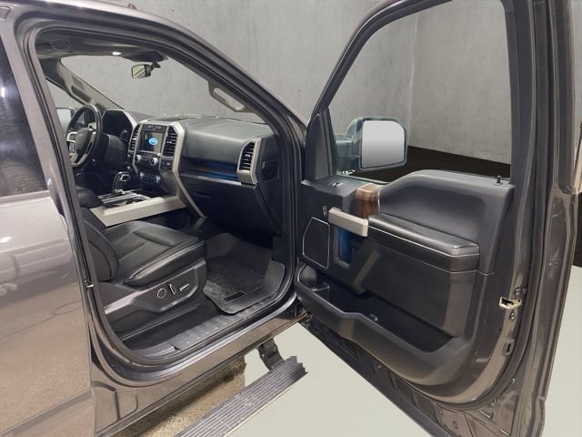 Certified 2018 Ford F150 Lariat w/ Equipment Group 502A Luxury AWD/4WD image 19