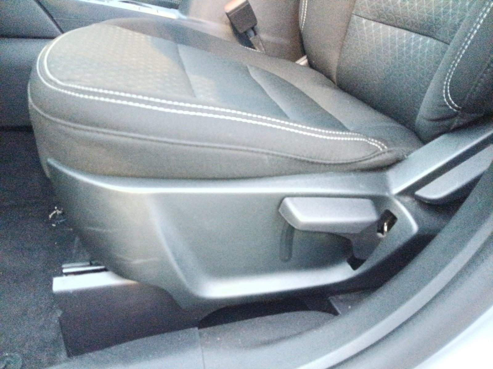 Certified 2025 Ford Escape Active AWD/4WD image 15