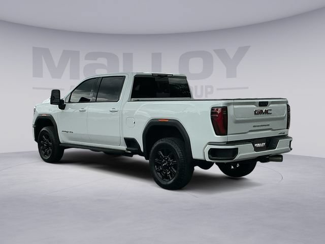 Used 2025 GMC Sierra 2500 AT4 w/ AT4 Premium Plus Package AWD/4WD image 3