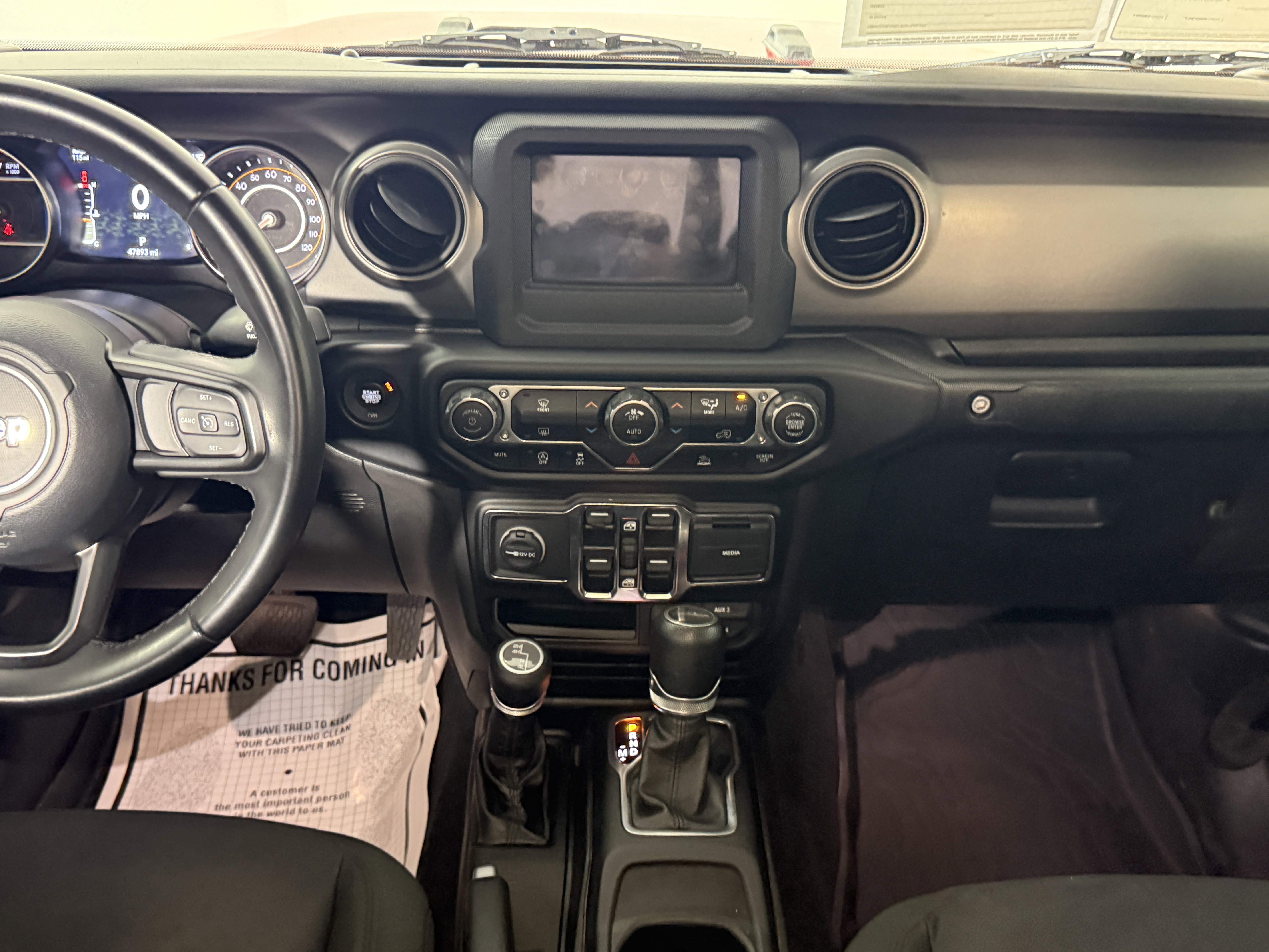 Used 2021 Jeep Gladiator Willys image 11