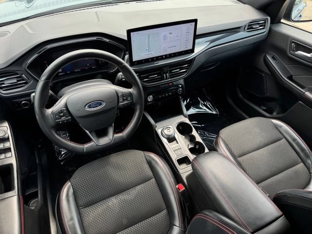 Certified 2024 Ford Escape ST-Line w/ Tech Pack #1 AWD/4WD image 12