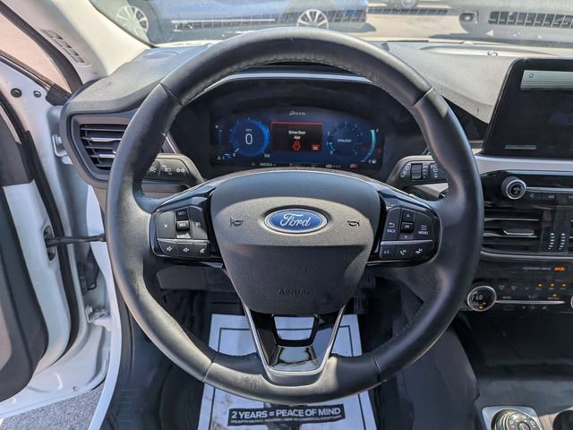 Certified 2021 Ford Escape SEL w/ Technology Package AWD/4WD image 9