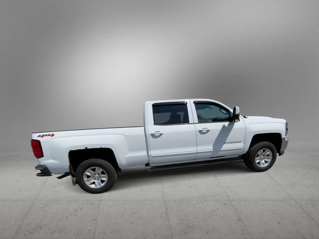 Used 2018 Chevrolet Silverado 1500 LT w/ Trailering Package AWD/4WD image 8