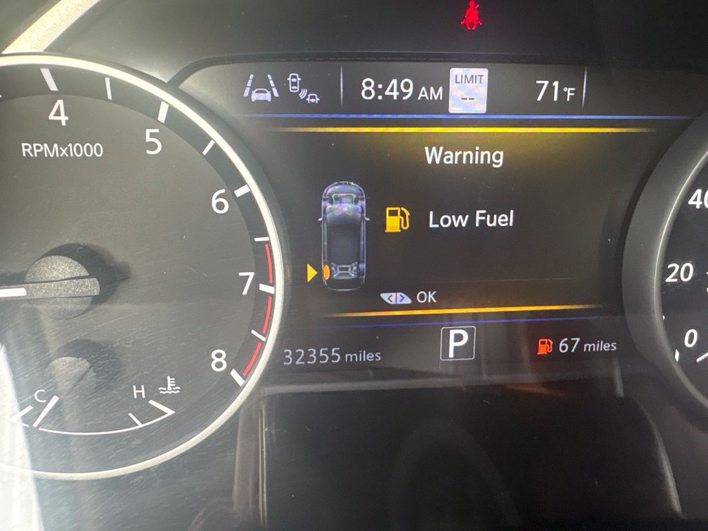 Used 2024 Nissan Murano SL AWD/4WD image 11