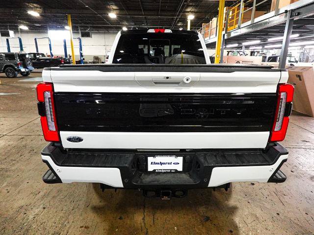 Certified 2025 Ford F250 Platinum w/ FX4 Off-Road Package AWD/4WD image 5