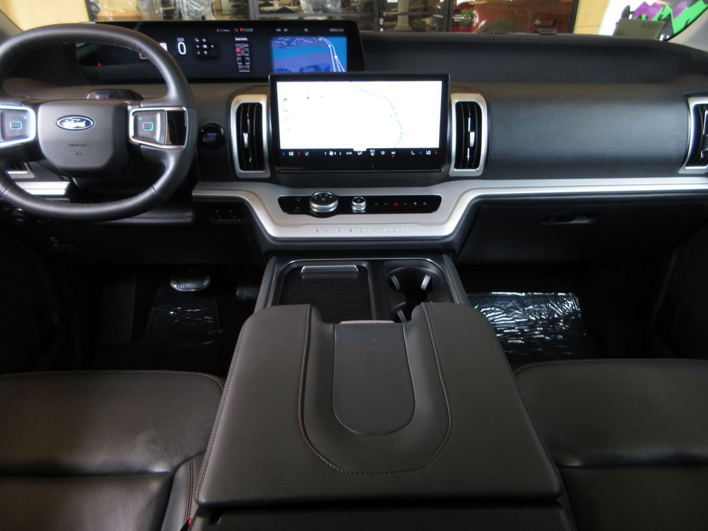 Certified 2025 Ford Expedition Max Active AWD/4WD image 19