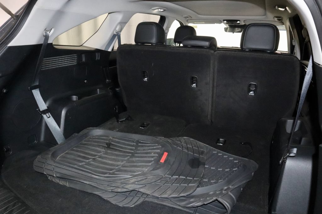 Used 2023 Kia Sorento S w/ Panoramic Sunroof Package FWD image 14