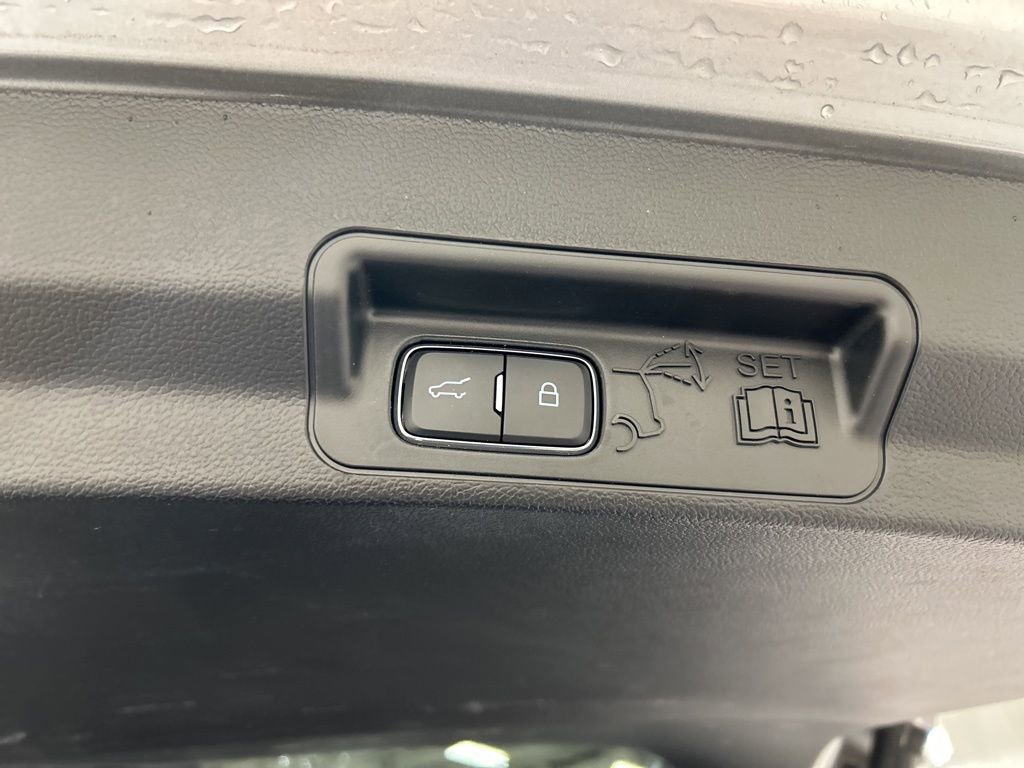 Certified 2023 Ford Explorer Limited w/ Equipment Group 301A image 37