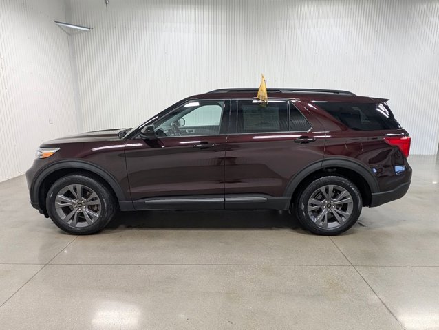 Certified 2022 Ford Explorer XLT w/ Equipment Group 202A