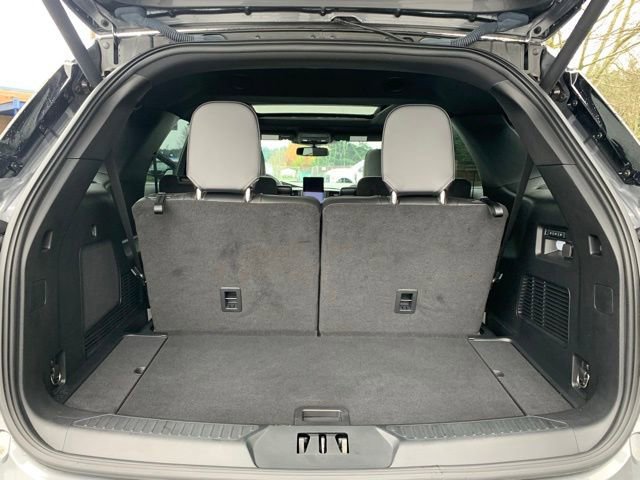 Certified 2022 Ford Explorer ST w/ Equipment Group 401A image 6