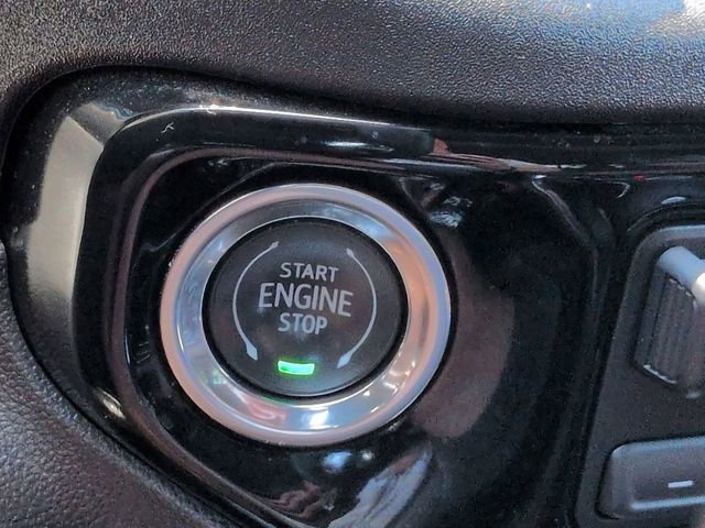Used 2024 Chevrolet Silverado 1500 High Country w/ Technology Package AWD/4WD image 27