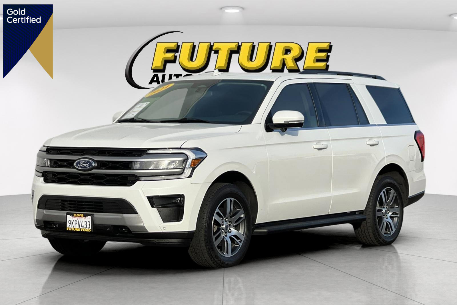 Certified 2024 Ford Expedition XLT image 1