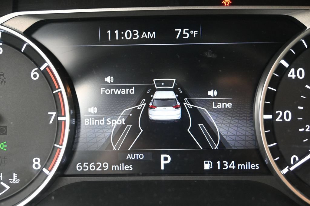 Used 2024 Nissan Rogue SV AWD/4WD image 9