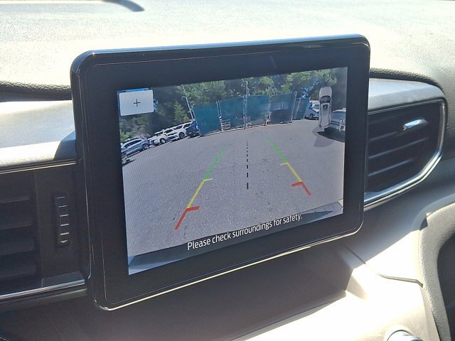 Certified 2023 Ford Explorer XLT w/ Equipment Group 202A AWD/4WD image 7