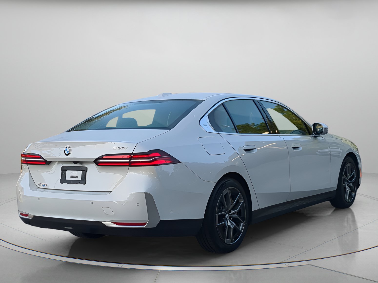 Used 2026 BMW 530i RWD image 40