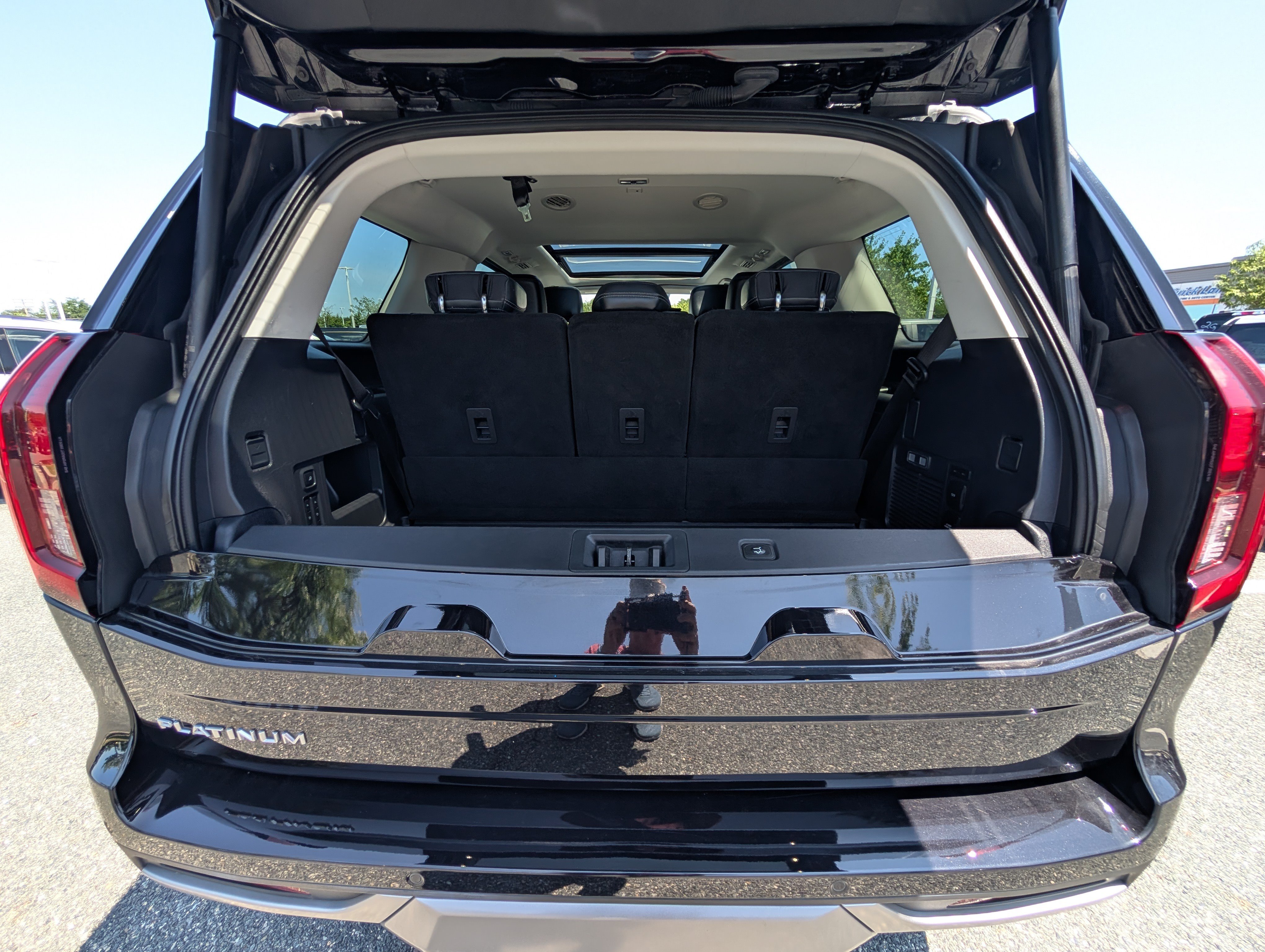 Certified 2025 Ford Expedition Platinum AWD/4WD image 13