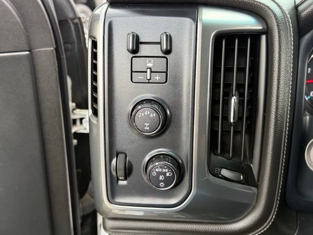 Used 2018 Chevrolet Silverado 2500 LTZ w/ Duramax Plus Package AWD/4WD image 17