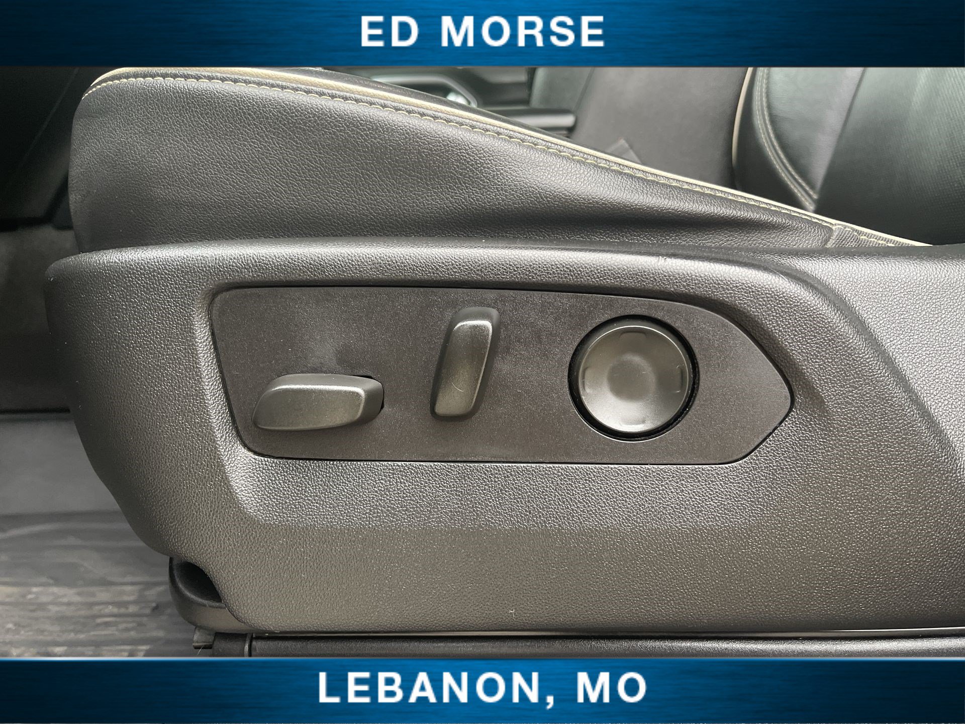 Used 2021 GMC Yukon SLT w/ SLT Luxury Plus Package RWD image 35