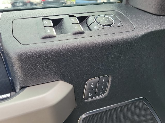 Certified 2019 Ford F150 Lariat w/ Equipment Group 502A Luxury RWD image 18