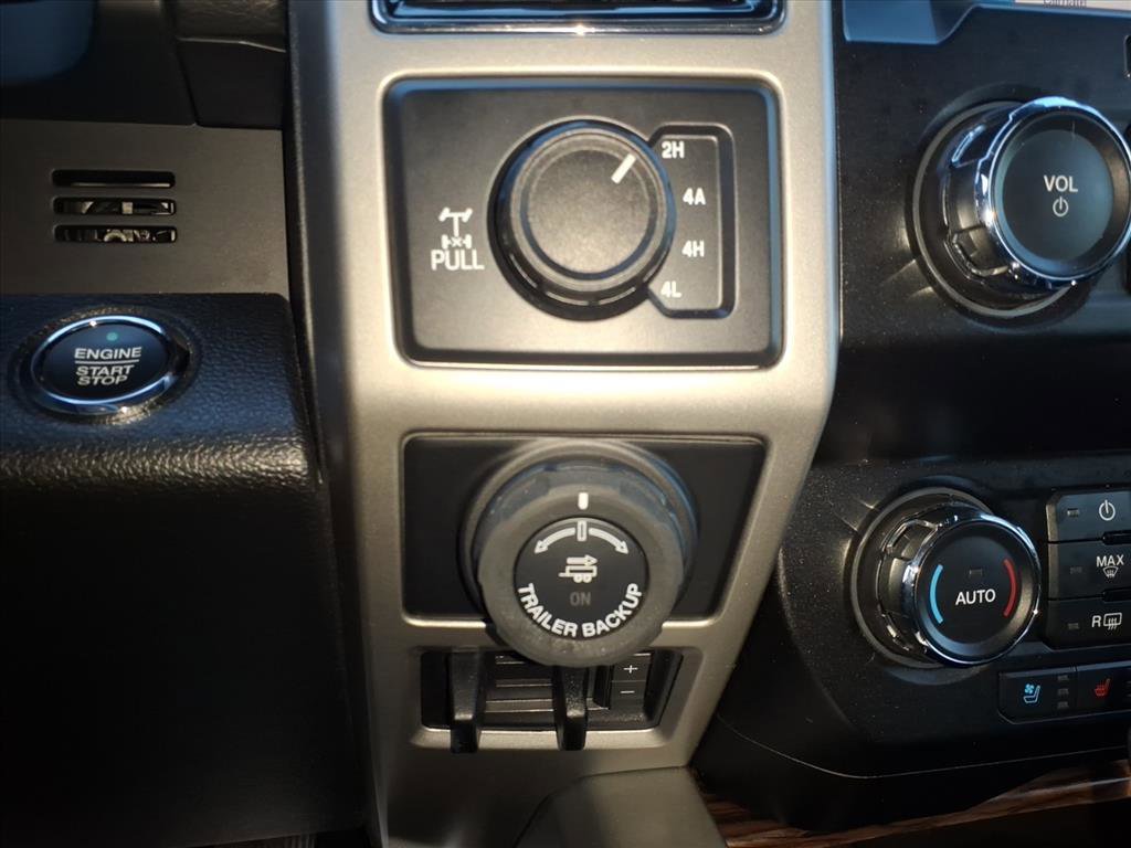 Certified 2019 Ford F150 Lariat w/ Trailer Tow Package image 26