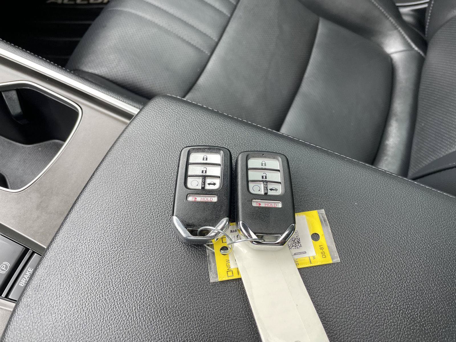 Used 2022 Honda Accord Touring image 39