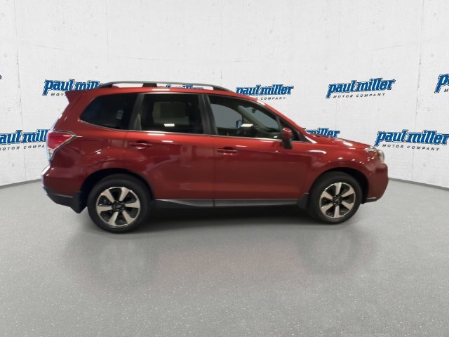 Used 2017 Subaru Forester 2.5i Limited AWD/4WD image 12