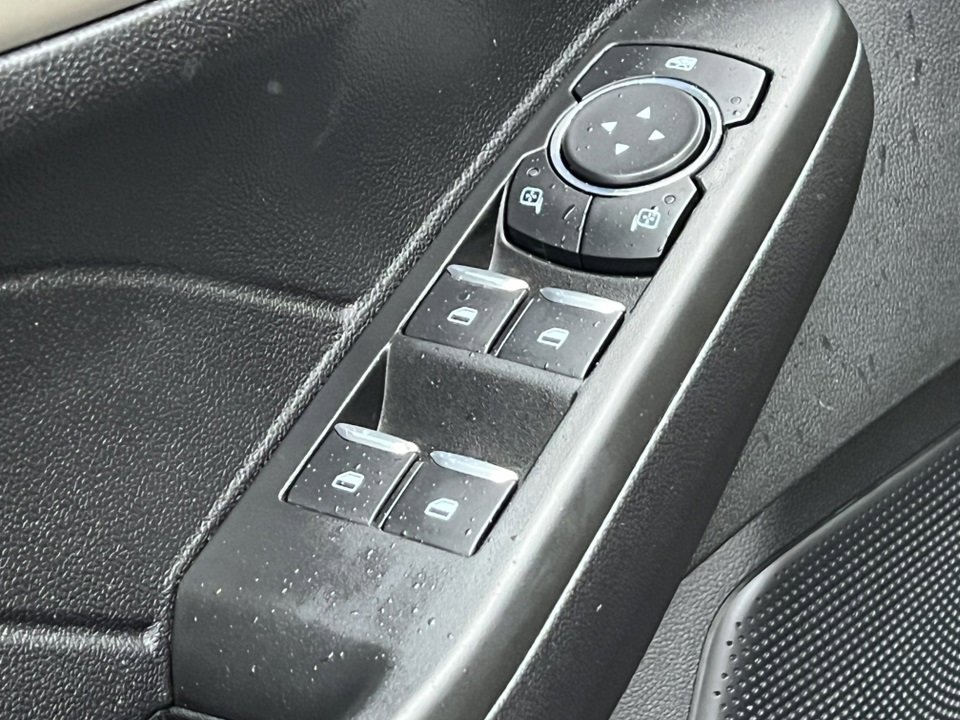 Certified 2021 Ford Escape SEL w/ Technology Package image 16