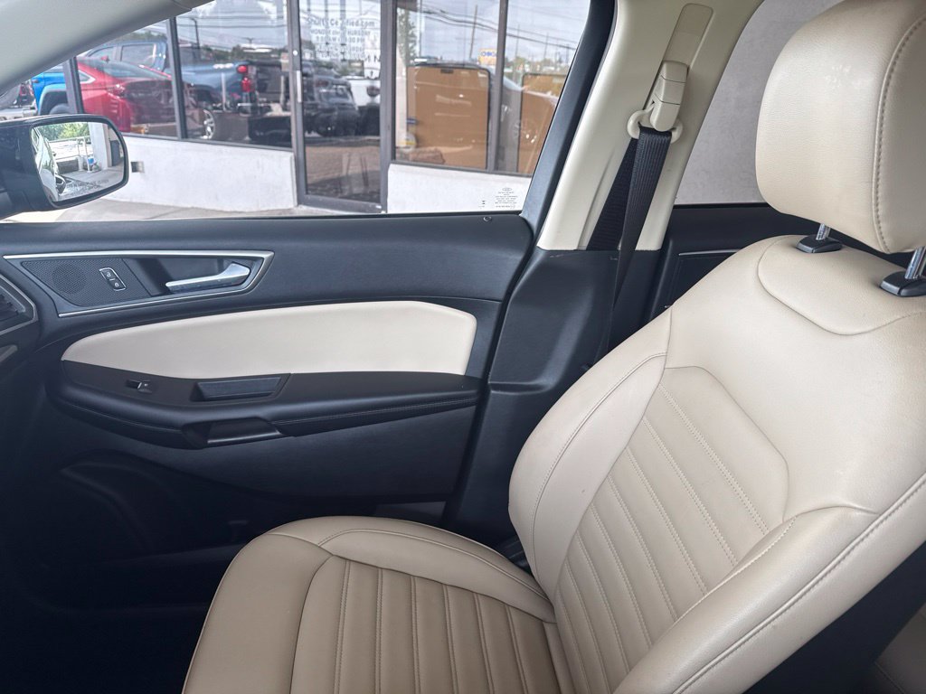 Certified 2024 Ford Edge SEL w/ Convenience Package AWD/4WD image 23