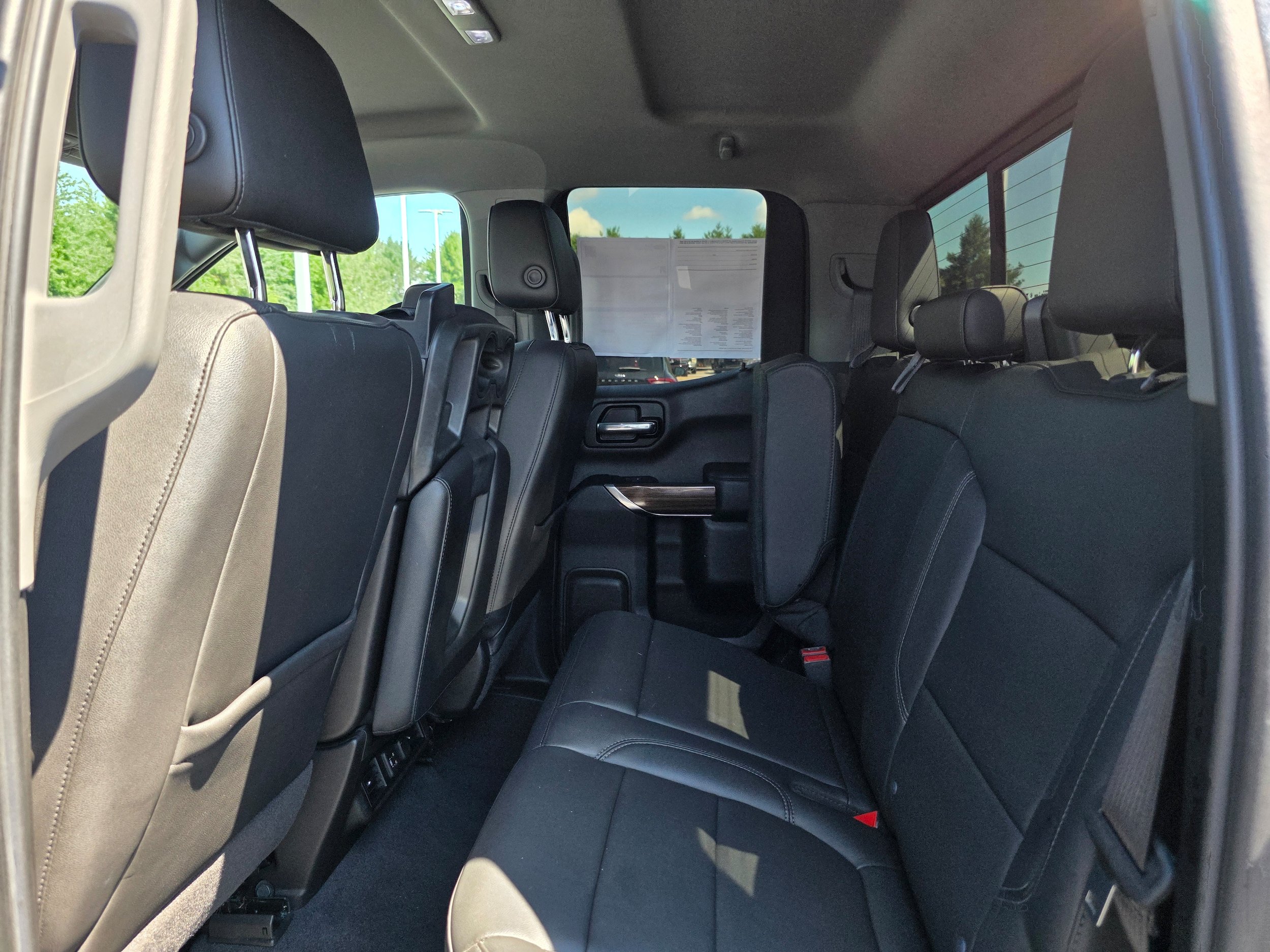 Used 2019 Chevrolet Silverado 1500 LT w/ All-Star Edition AWD/4WD image 11