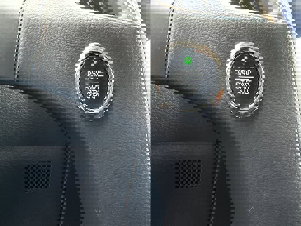 Certified 2024 Ford Edge Titanium image 24