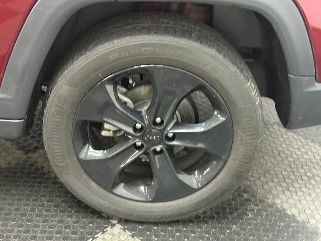 Used 2021 Jeep Compass Latitude image 16