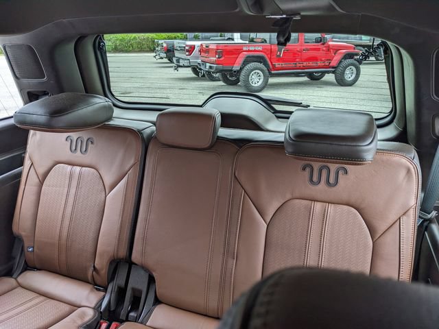 Certified 2022 Ford Expedition King Ranch AWD/4WD image 16