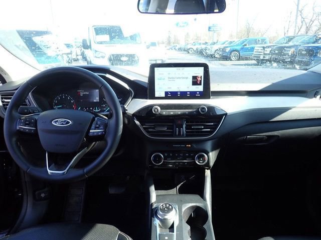 Certified 2022 Ford Escape SEL image 21